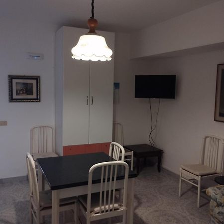 Case Vacanza Armando "Lipari" Каннето Экстерьер фото