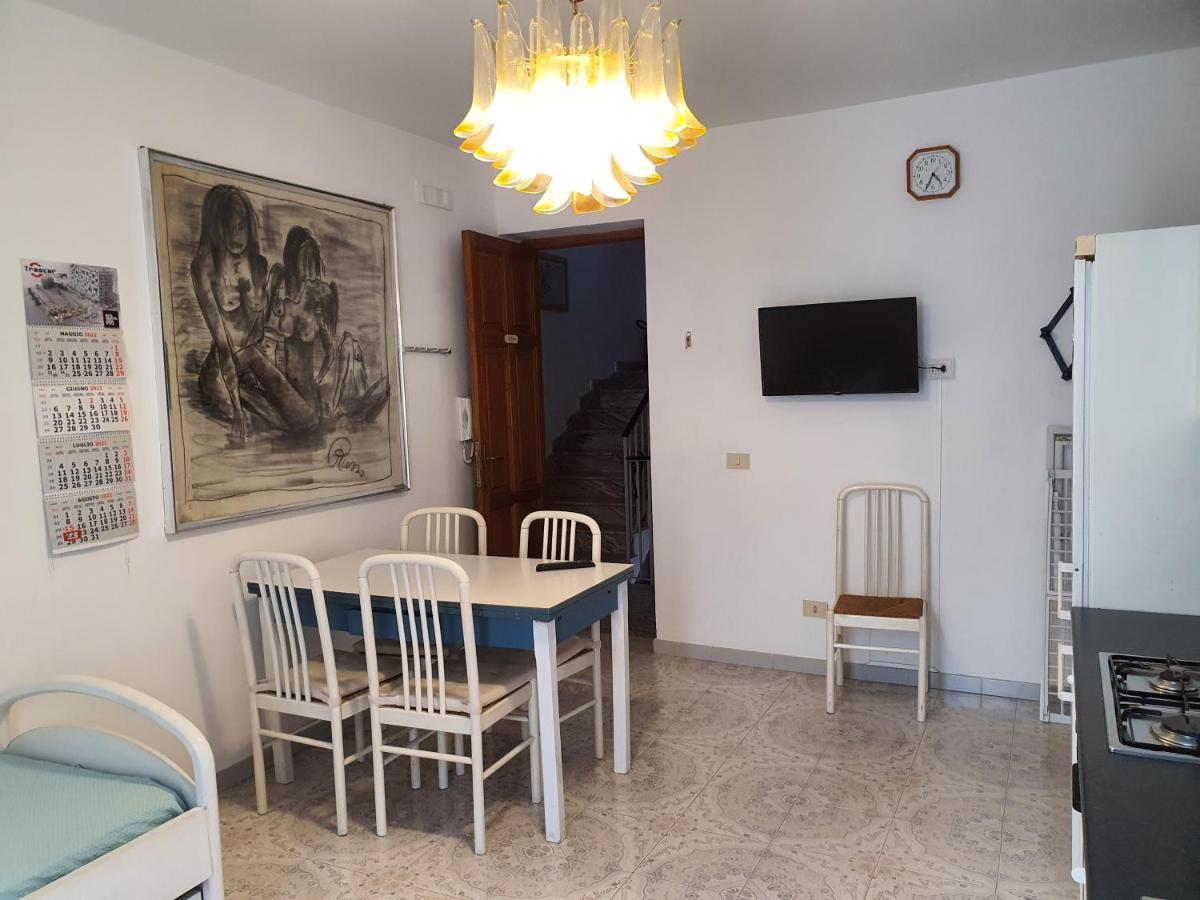 Case Vacanza Armando "Lipari" Каннето Номер фото